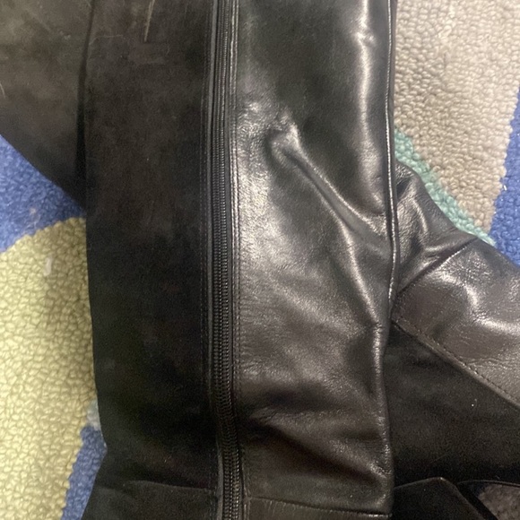 137. Nine West leather tall boots - Picture 2 of 14